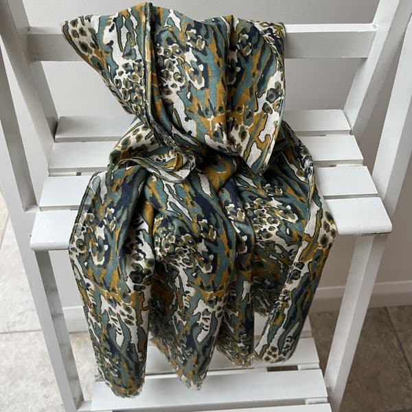 SALE: Fabulous print scarf - various colours