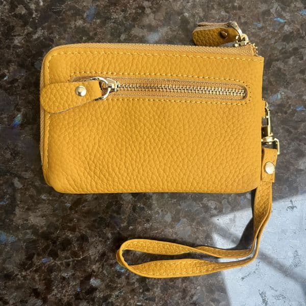 SALE: Leather purse