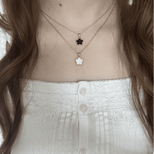 Special Offer: Flowers necklace - various colours