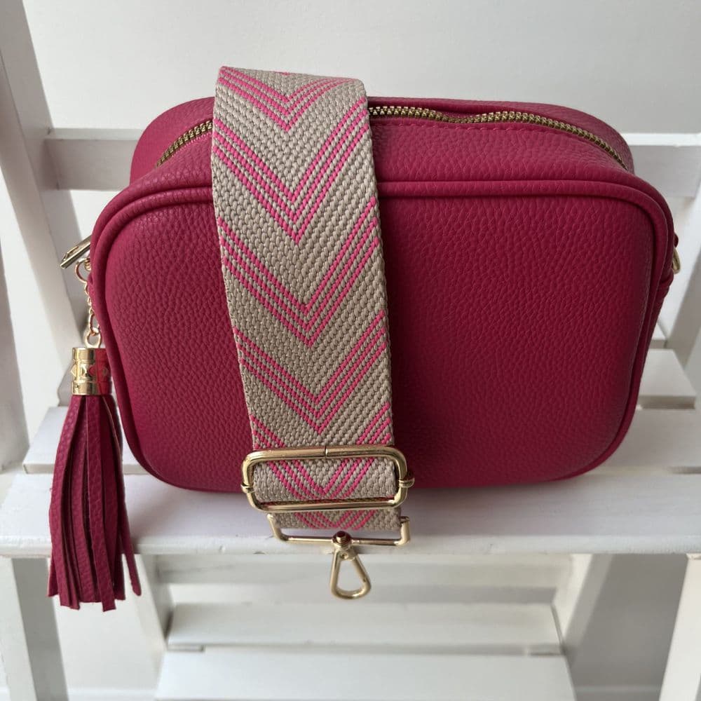 SPECIAL OFFER Raspberry gift set Faux leather tassel bag & bag strap