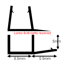SSU 541628711 5mm Corner Seal 1.4m - Bespoke Part