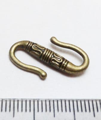 'S' Hook Antique Bronze x 10. Style 2 . 22mm.