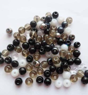 Black/Grey/White mix. Approx 4mm. x 100