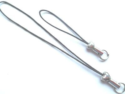 Black mobile phone loops/lariats x 10 with Silver Heart bead in 2 lengths.