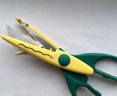 Craft scissors. Pattern cut 165mm