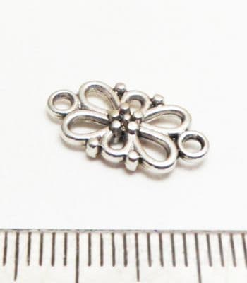 Dot Flower Rectangle connectors x 10. 11mm x 8mm