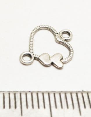 Double heart connectors 14mm x 9mm x 12. BOGOF