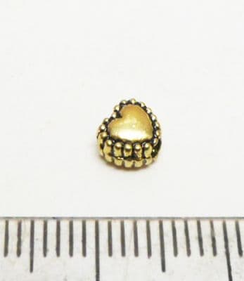 Heart spacer beads x 40. 5mm. Gold. BOGOF