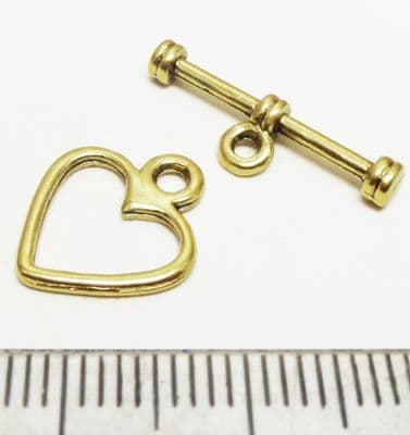 Heart toggle x 20. 14mm x 11mm. Gold.