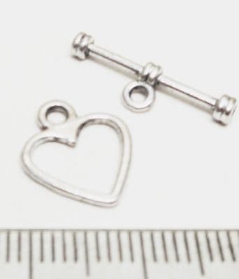 Heart toggle x 20. 14mm x 11mm. Silver