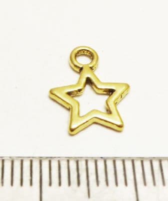Hollow Star charm x 30.  Bright Gold. 8mm.