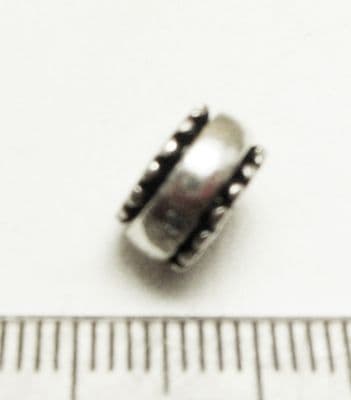 Large Hole bead. Single. 10mm x 5mm. Hole 4.6mm