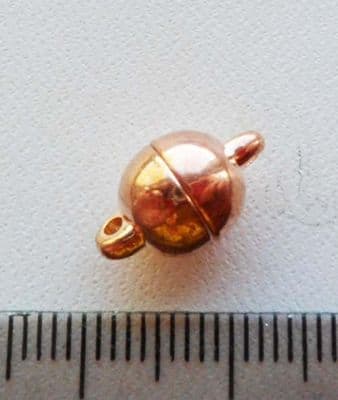 Magnetic clasp. Rose Gold 8mm x 1.