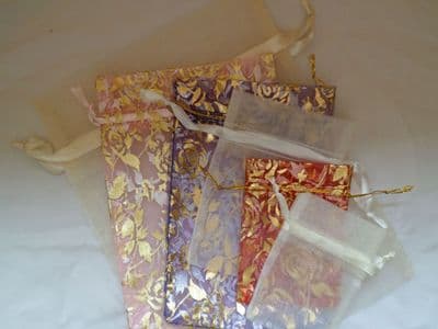 Pack of 6 Organza Bags. (Pack 1). Various sizes & colours.
