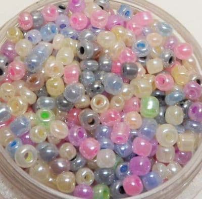 Seeds beads - pastel shades x approx 1000.