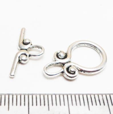 Tibetan Style Silver Dot Charm Toggle/bar x6. 20m x 11mm.