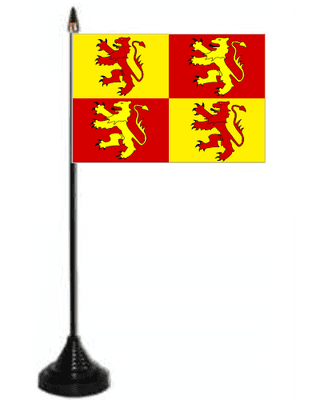 Owain Glyndwr Desk / Table Flag with plastic stand and base.