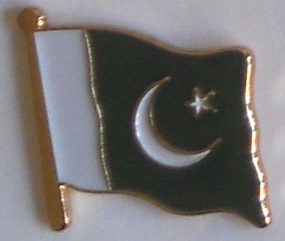 Pakistan Country Flag Enamel Pin Badge