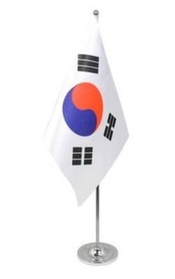South Korea Desk / Table Flag with chrome stand and base.