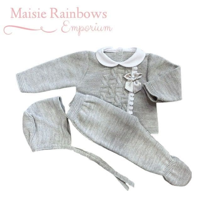 Spanish knitted 2025 baby clothes