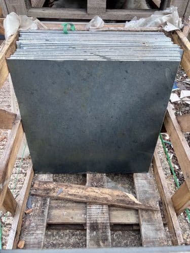 18.36m2 Clearance/End Of Line / Damaged Calibrated Brazilian Black Riven Slate 600 x 600 x 10mm