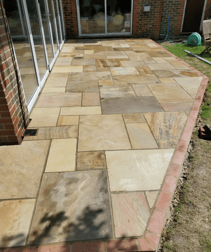 19.26 m2 Full Crate Calibrated 22 mm Mint Fossil Indian Riven Sandstone Patio Pack Paving