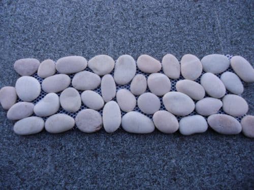 1m2 (9.9 Linear metres) Pink & White Natural Pebble Border tiles 10 x 30 cm