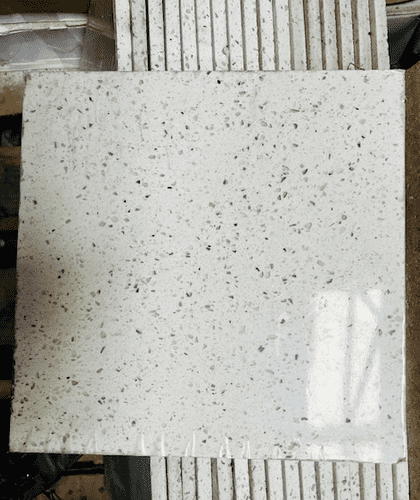 3m2 CLEARANCE / DAMAGED White Quartz 300 x 300 x 12 mm