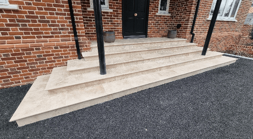 Classic Travertine Paving Pool Coping / Step With Bullnose 610 X 406 x 30 mm