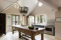 Jerusalem Limestone Cream Tumbled 900 mm x 600 mm x  15 mm @ £32.99 per m2