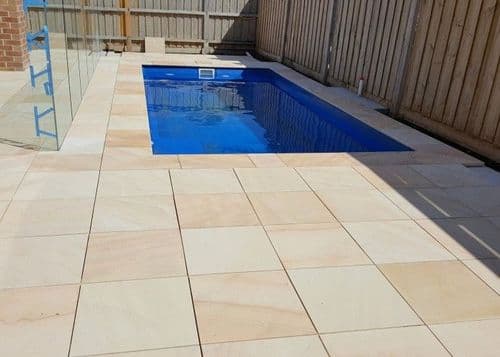 Mint Fossil Honed & Sawn 900mm x 600mm x 20mm Smooth Sandstone Paving