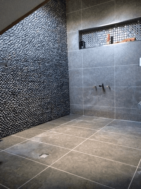 Sample approx 10 x 10cm Black Standing Natural Pebble Stone Mosaic Cladding