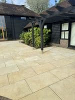 Sample Jerusalem Cream Tumbled Limestone Calibrated Pavers