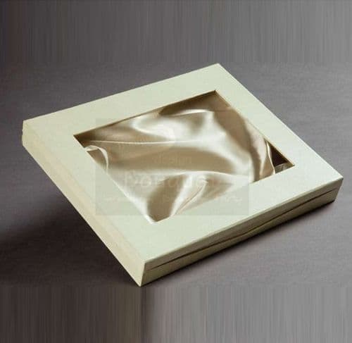 Στεφανοθήκη με σατέν επένδυση - Case for stefana with satin lining