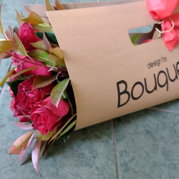 Μπουκέτο με κόκκινα τριαντάφυλλα Ever Red