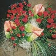 Bouquet of spray roses and anthuriums