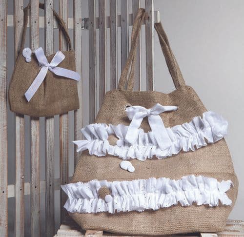 Christening burlap bag / Τσάντα βάπτισης λινό με βαμβακερή δαντέλα
