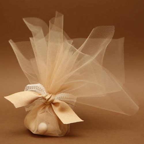 Nude tulle favour / Μπομπονιέρες με μπεζ τούλι