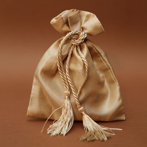 Satin pouch favour / Μπομπονιέρα σατέν πουγκί