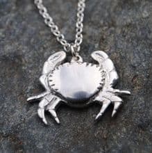 Crab pendant P91