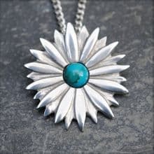 Daisy pendant with turquoise necklace P24