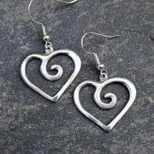 Spiral heart earrings E23