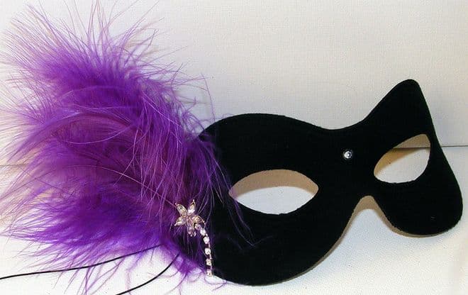 Black & purple masquerade mask