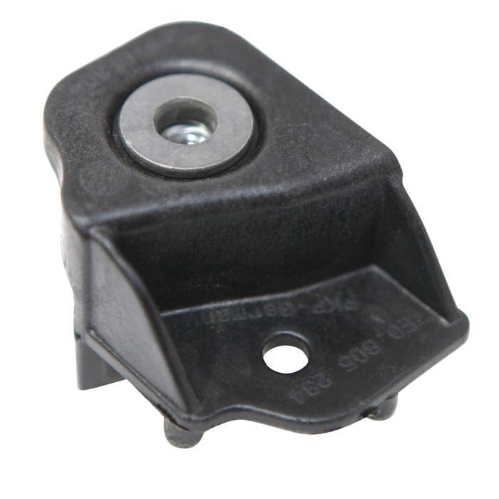 Front Bumper Inner Mount, Right: T5 2010-2015