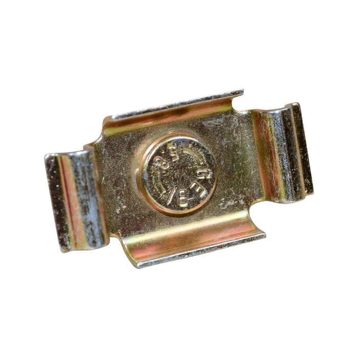 Retaining Plate for Front Bumper: Golf Mk3 1992-1998, Golf Mk3 Cabrio 1994-1998, Vento 1992-1998