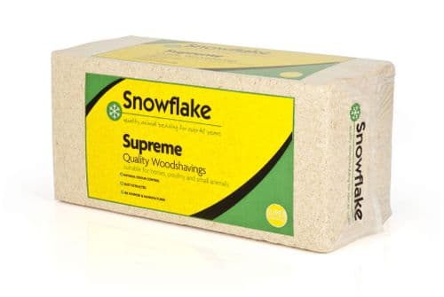 Large Bales of Snowflake Supreme Wood Shavings
