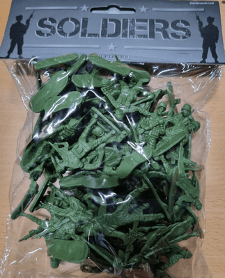 Bag of 50   Toy Soldiers, approx 5cm tall