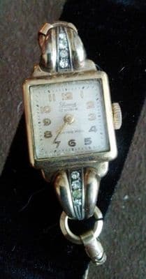 BLUMUS 8 Crystal  LADIES WATCH SWISS MOVEMENT DOUBLE GOLD PLATE STAHLBODEN