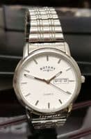 Rotary day date quartz