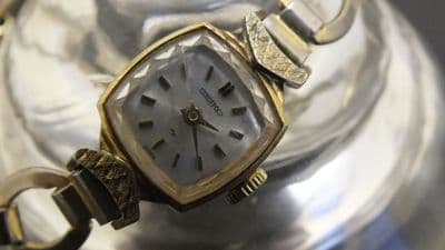 Seiko 11-3070 Ladies gold plated watch